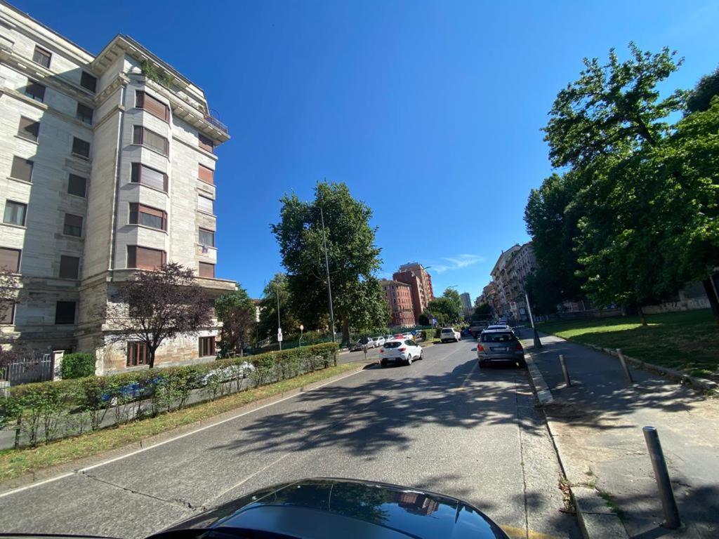 Kibilu - Viale Regina Margherita Milán Exterior foto